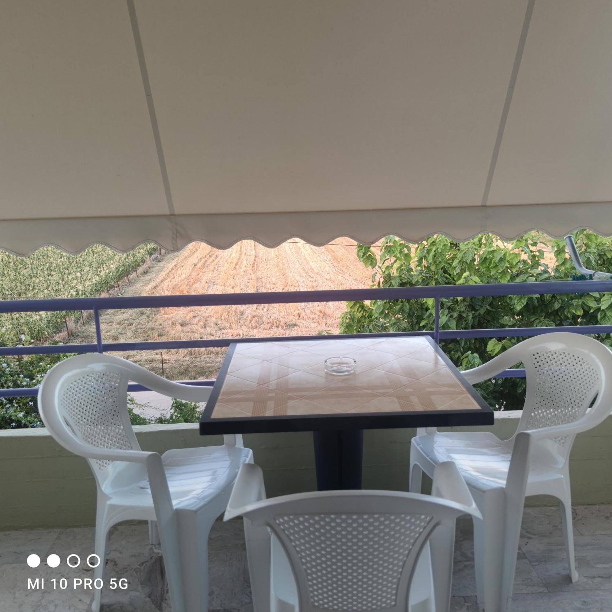 Appartement 'Αγριοι Λιμένες à Iria Extérieur photo