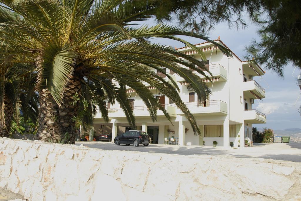 Appartement 'Αγριοι Λιμένες à Iria Extérieur photo